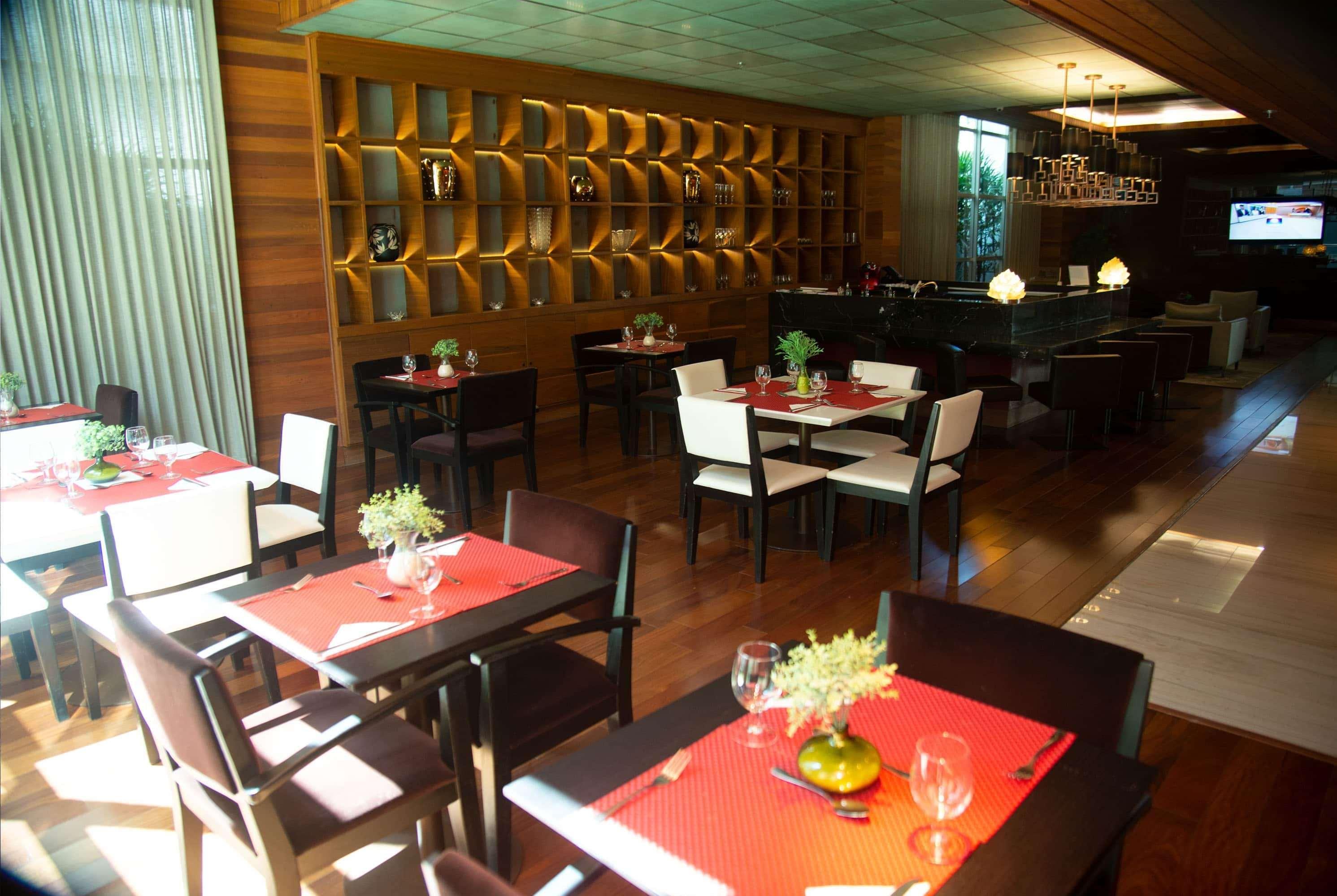 Отель Tryp By Wyndham Belo Horizonte Savassi Экстерьер фото