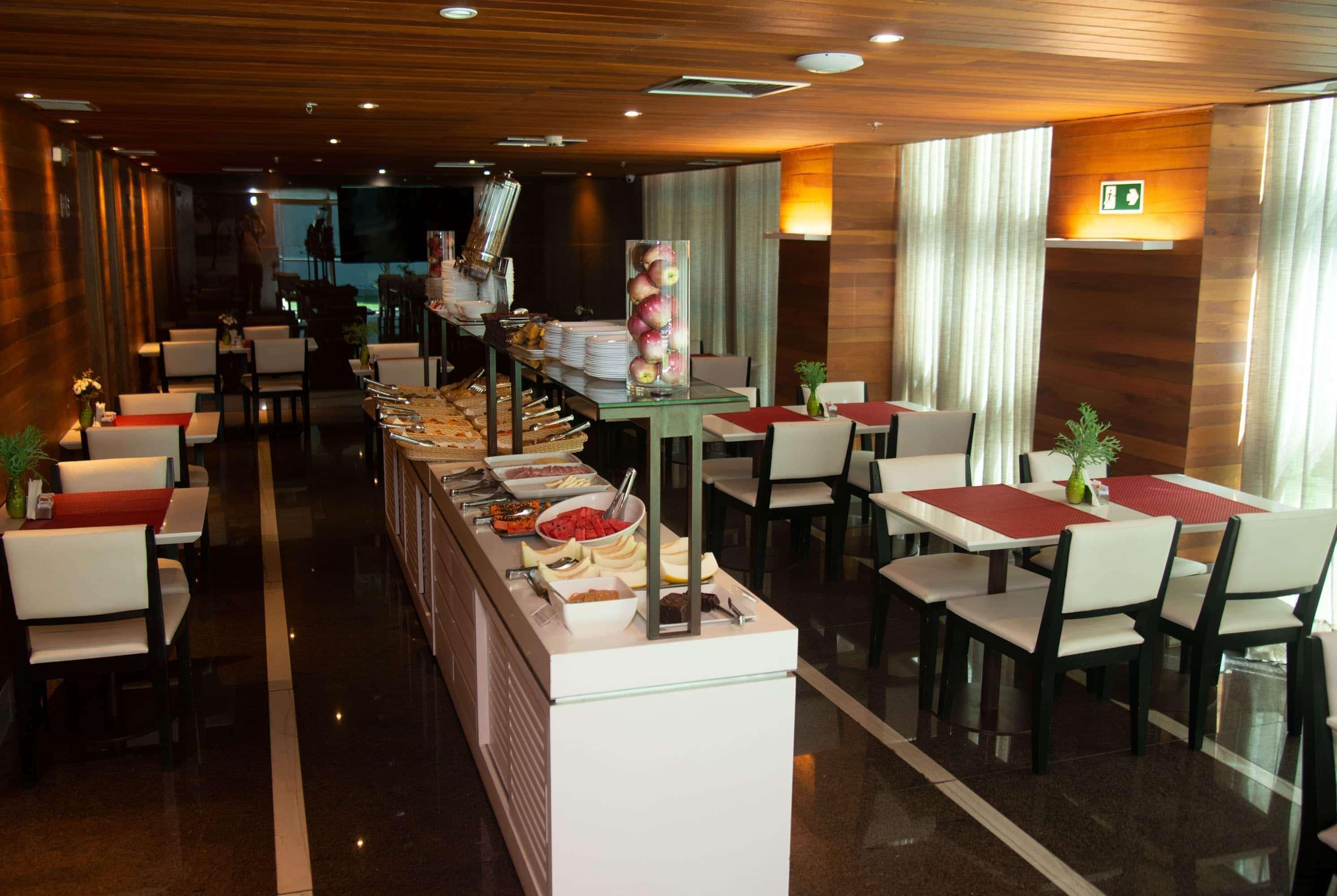 Отель Tryp By Wyndham Belo Horizonte Savassi Экстерьер фото