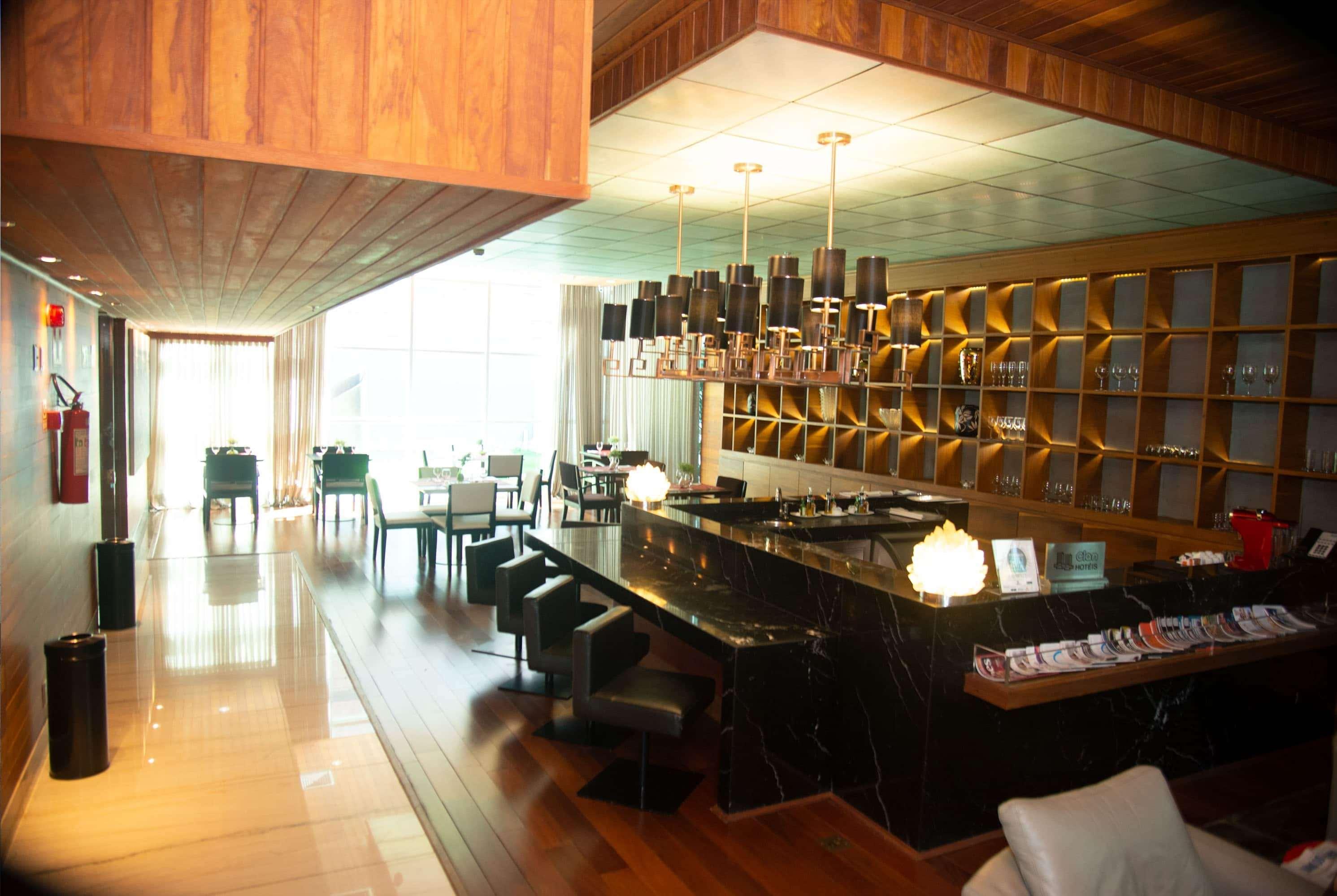 Отель Tryp By Wyndham Belo Horizonte Savassi Экстерьер фото
