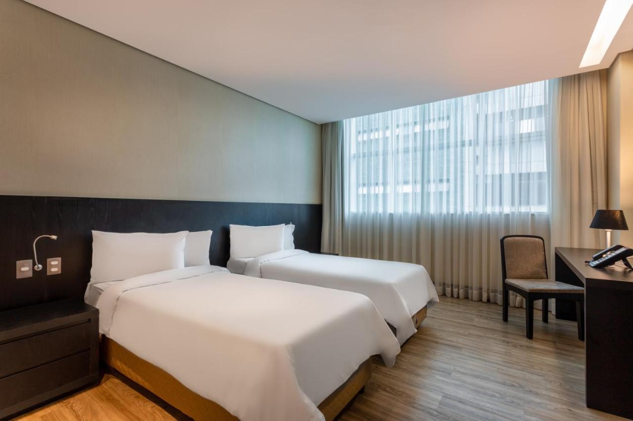 Отель Tryp By Wyndham Belo Horizonte Savassi Экстерьер фото