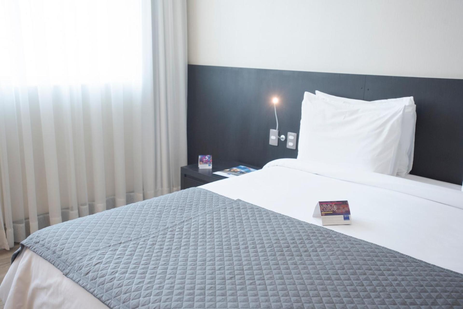 Отель Tryp By Wyndham Belo Horizonte Savassi Экстерьер фото