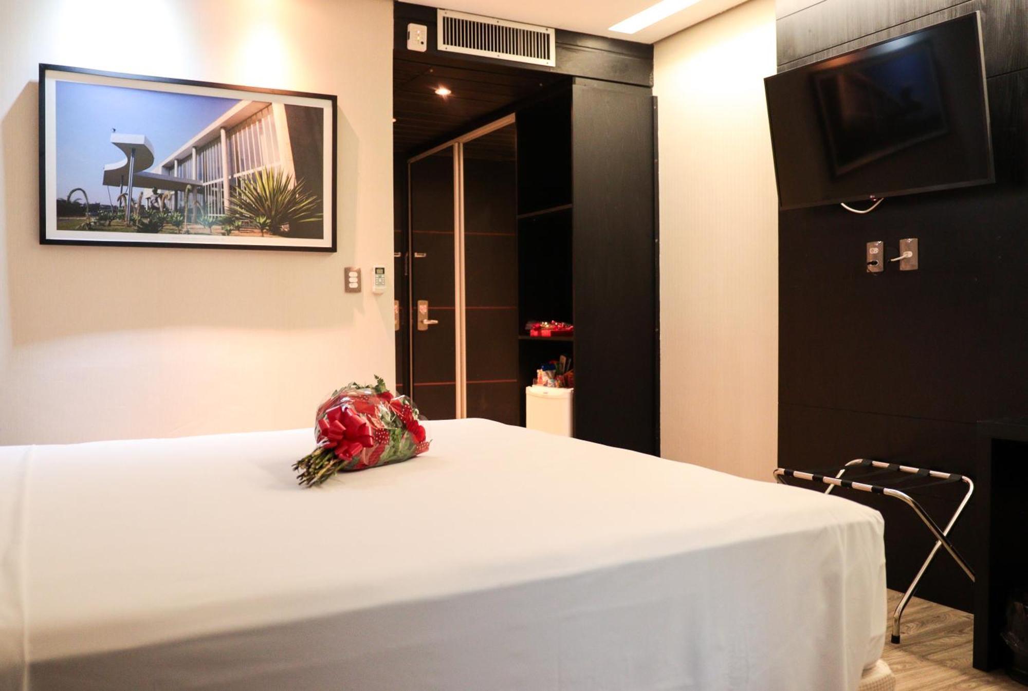 Отель Tryp By Wyndham Belo Horizonte Savassi Экстерьер фото