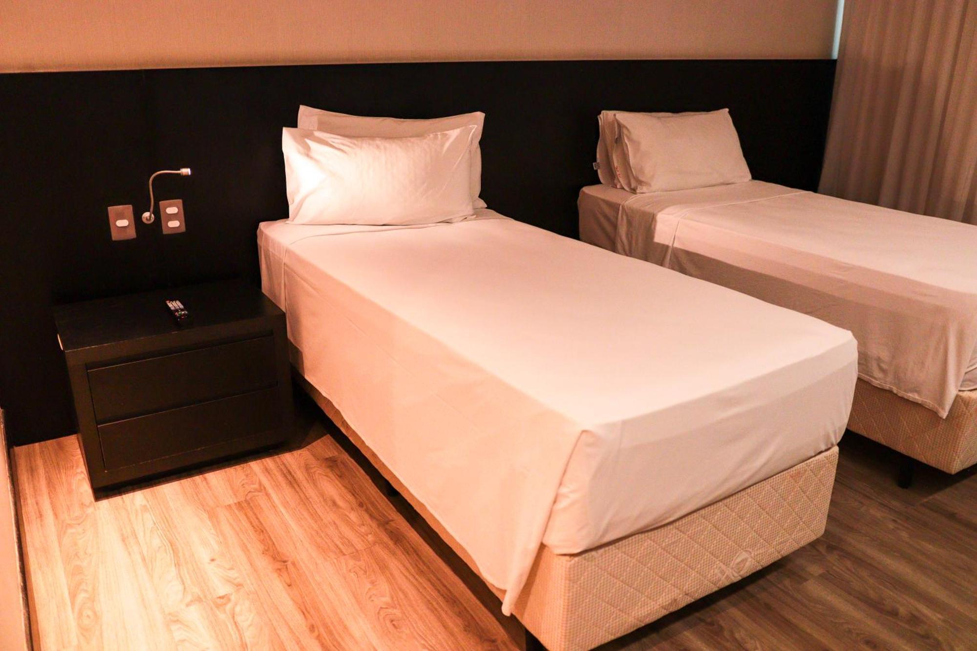 Отель Tryp By Wyndham Belo Horizonte Savassi Экстерьер фото